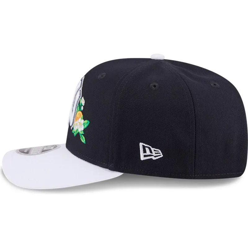 kape-zaobljena-mornarsko-plava-snapback-9seventy-stretch-snap-flower-new-york-yankees-mlb-new-era