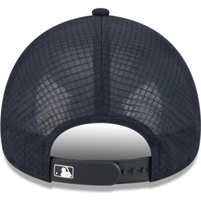 kapa-zaobljena-mornarsko-plava-snapback-9forty-apex-batting-practice-alt-new-york-yankees-mlb-new-era