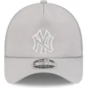 kapa-zaobljena-siva-snapback-9forty-apex-batting-practice-new-york-yankees-mlb-new-era