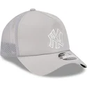 kape-zaobljena-siva-snapback-9forty-apex-batting-practice-new-york-yankees-mlb-new-era