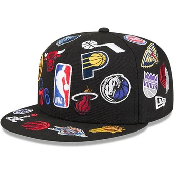 Cap ravna black ajustada 59FIFTY All Over NBA New Era