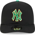 kapa-zaobljena-crna-snapback-19twenty-saint-patrick-s-day-new-york-yankees-mlb-new-era