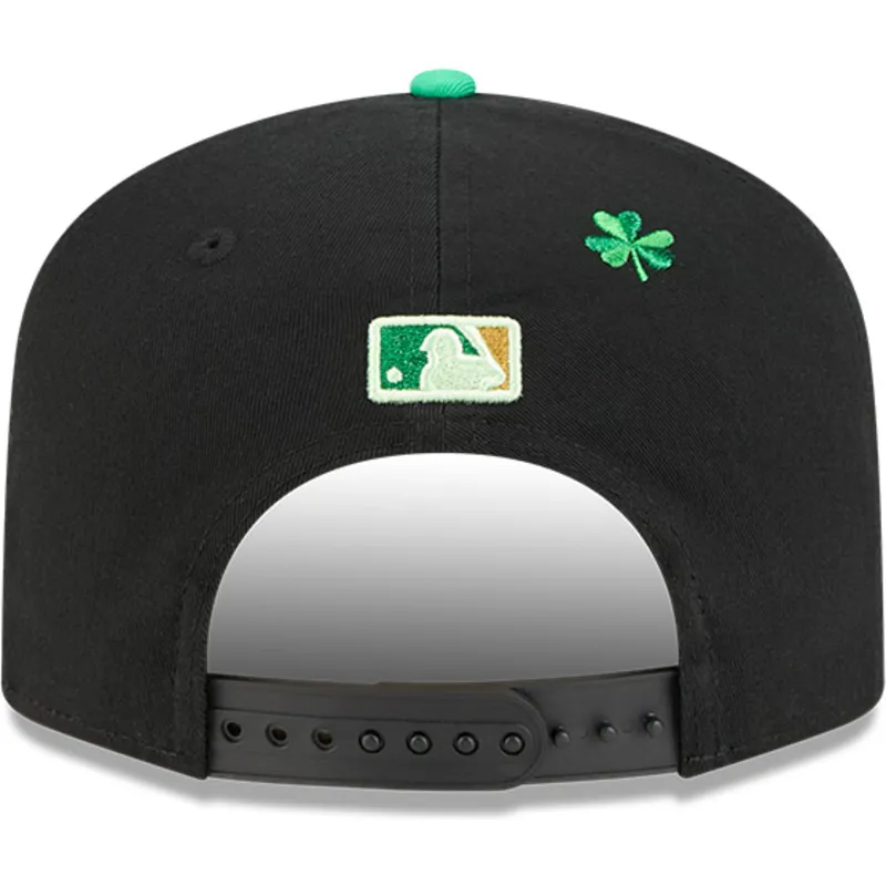 kapa-zaobljena-crna-snapback-19twenty-saint-patrick-s-day-new-york-yankees-mlb-new-era