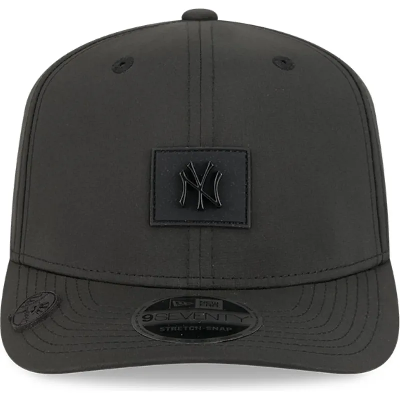 kape-zaobljena-crna-snapback-9seventy-stretch-snap-clubhouse-new-york-yankees-mlb-new-era