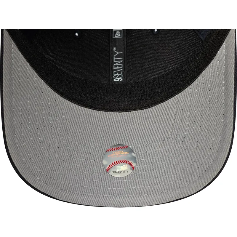 kapa-zaobljena-mornarsko-plava-snapback-9seventy-stretch-snap-evergreen-detroit-tigers-mlb-new-era