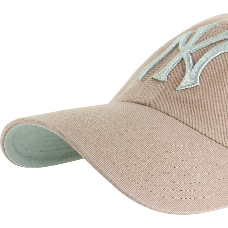 cap-zaobljena-brown-adjustable-strap-clean-up-ballpark-new-york-yankees-mlb-47-brand cap-zaobljena-brown-adjustable-strap-clean-up-ballpark-new-york-yankees-mlb-47-brand