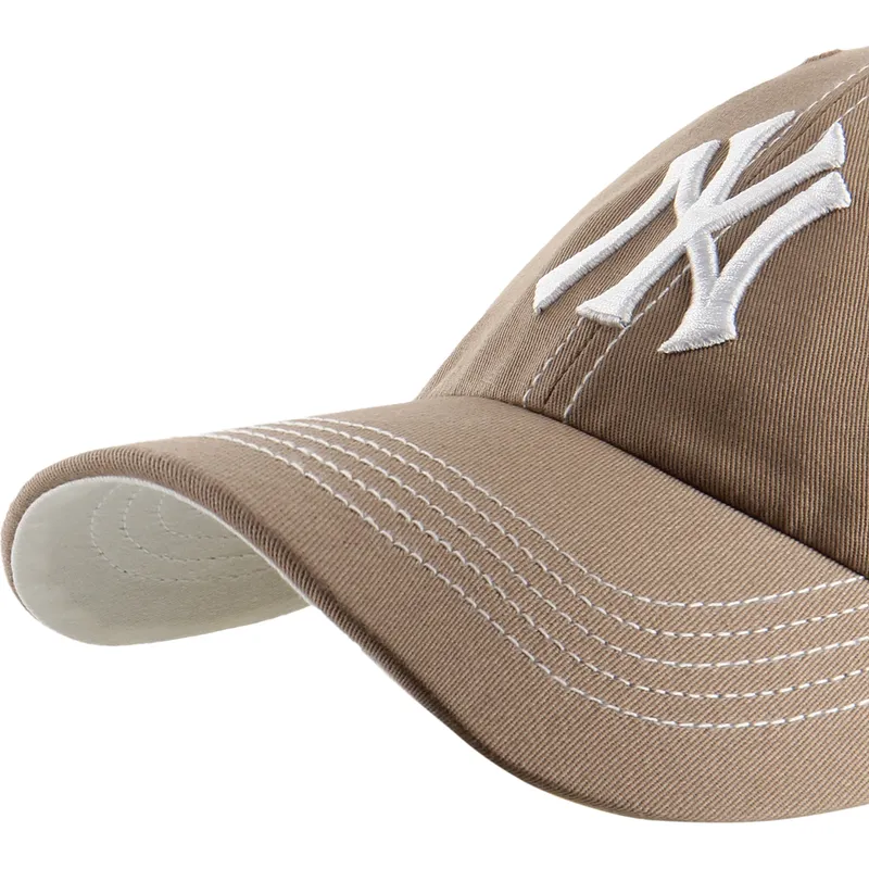 cap-zaobljena-brown-adjustable-strap-clean-up-contrast-stitch-new-york-yankees-mlb-47-brand