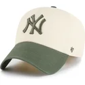 kapa-zaobljena-bez-podesiv-clean-up-two-tone-no-loop-label-new-york-yankees-mlb-47-brand