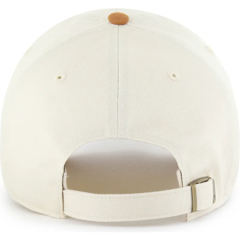 kapa-zaobljena-bez-podesiv-clean-up-mini-script-suede-visor-boston-red-sox-mlb-47-brand