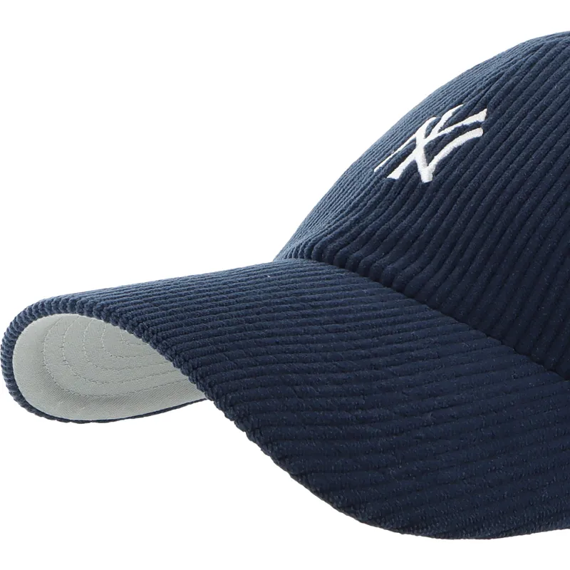 kapa-zaobljena-mornarsko-plava-podesiv-clean-up-cord-base-runner-new-york-yankees-mlb-47-brand