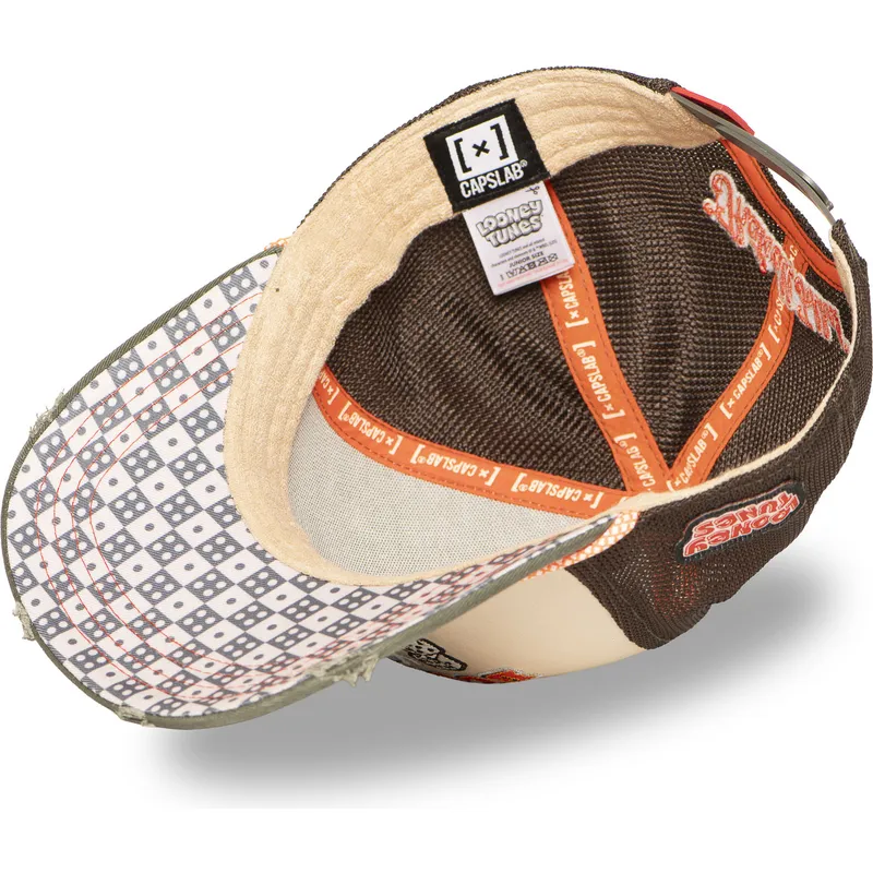 cap-zaobljena-brown-snapback-bugs-bunny-looney-tunes-capslab