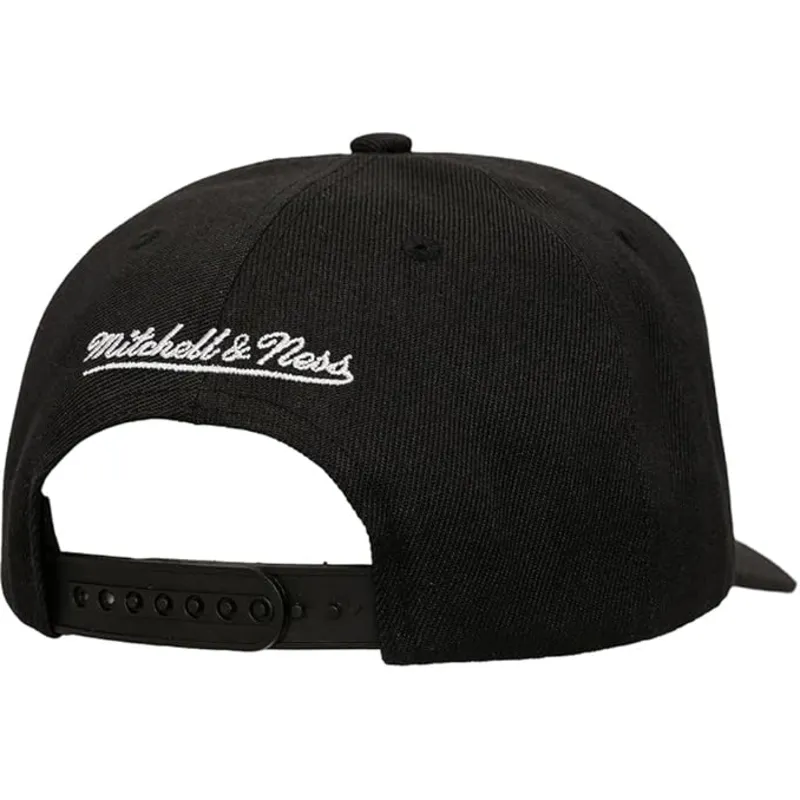 kapa-zaobljena-crna-snapback-tilted-pro-vancouver-grizzlies-nba-mitchell-ness