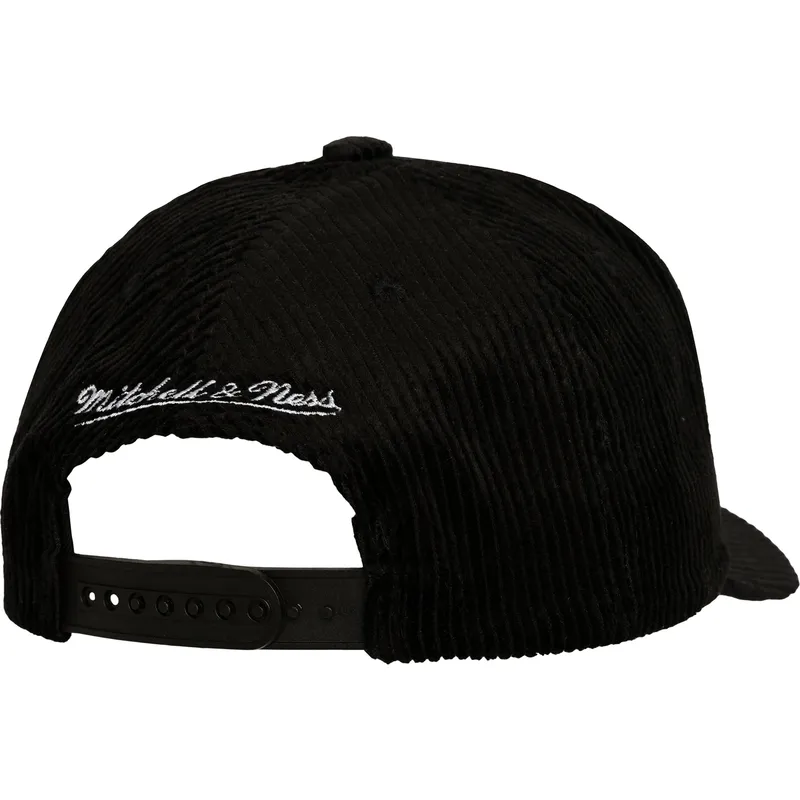 kapa-zaobljena-crna-snapback-arch-stamp-pro-chicago-blackhawks-nhl-mitchell-ness kapa-zaobljena-crna-snapback-arch-stamp-pro-chicago-blackhawks-nhl-mitchell-ness