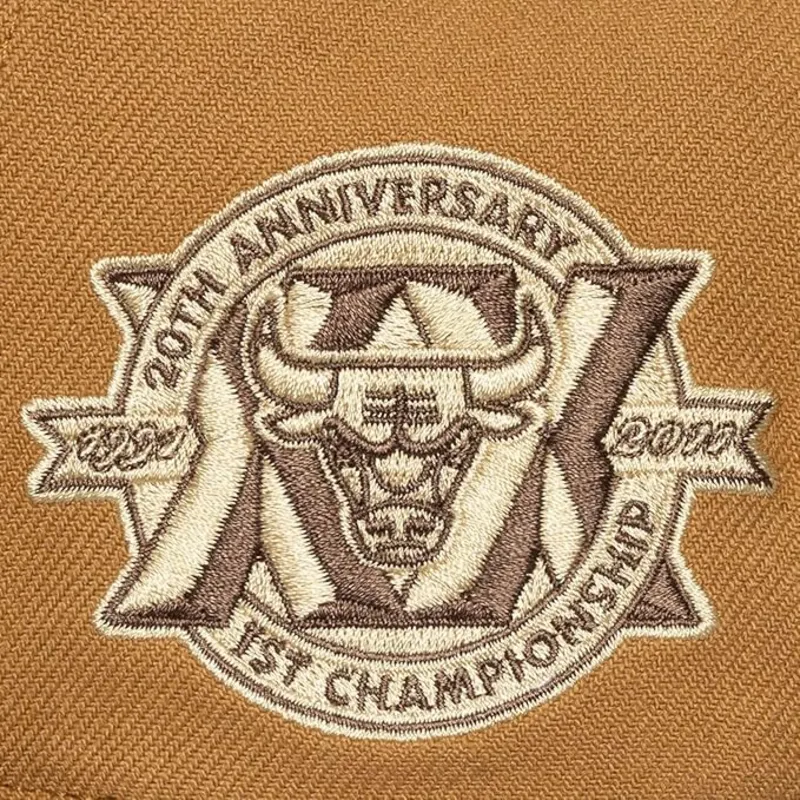 kapa-ravna-smeda-podesiv-coffee-strapback-chicago-bulls-nba-mitchell-ness