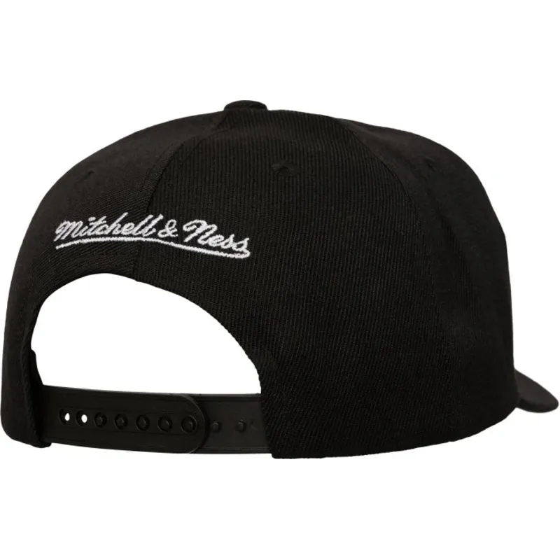 cap-zaobljena-black-snapback-busted-pro-detroit-red-wings-nhl-mitchell-ness