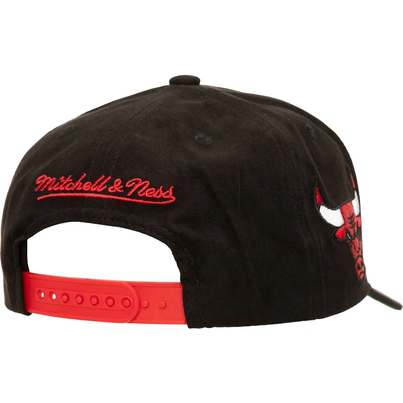 kapa-zaobljena-crna-snapback-shady-suede-pro-chicago-bulls-nba-mitchell-ness kapa-zaobljena-crna-snapback-shady-suede-pro-chicago-bulls-nba-mitchell-ness