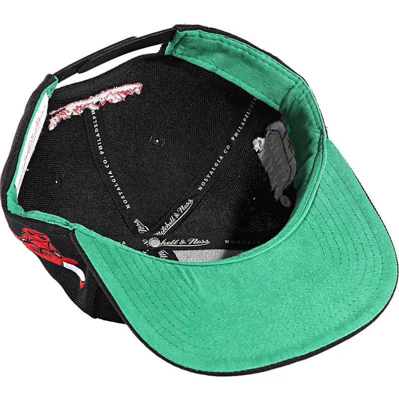 kapa-ravna-crna-snapback-triple-play-chicago-bulls-nba-mitchell-ness