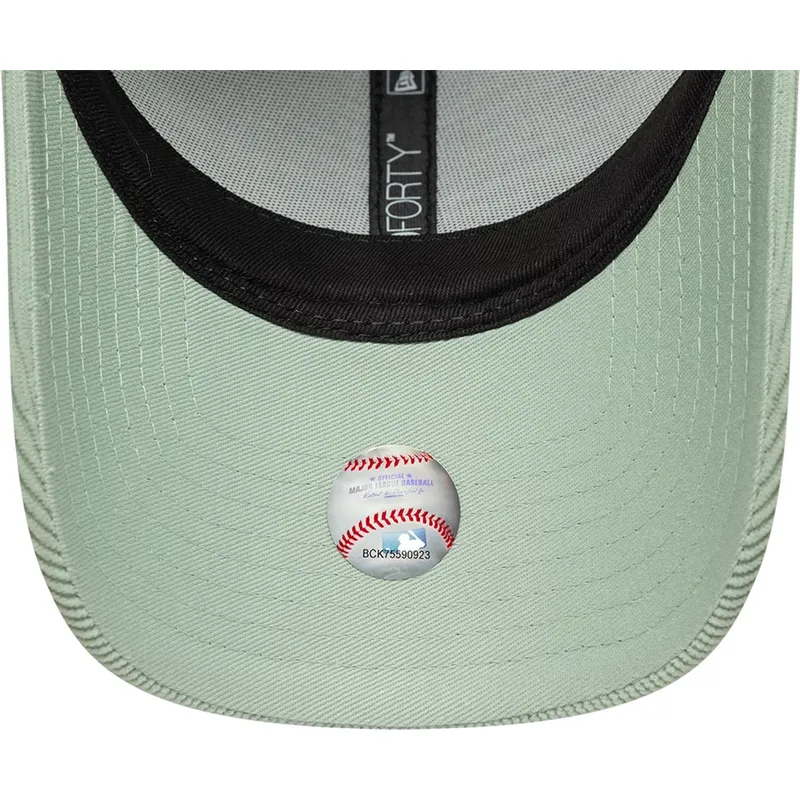 kapa-zaobljena-zelena-podesiv-9forty-mini-cord-new-york-yankees-mlb-new-era