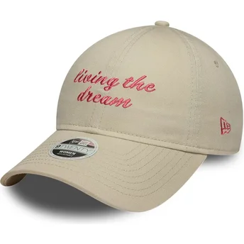Kapa zaobljena bež podesiv 9TWENTY Living The Dream Slogan New Era