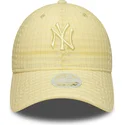 kapa-zaobljena-zuta-podesiv-9twenty-seersucker-new-york-yankees-mlb-new-era