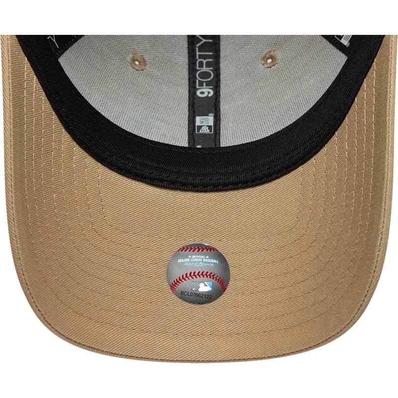 cap-zaobljena-brown-adjustable-strap-9forty-tonal-icon-los-angeles-dodgers-mlb-new-era