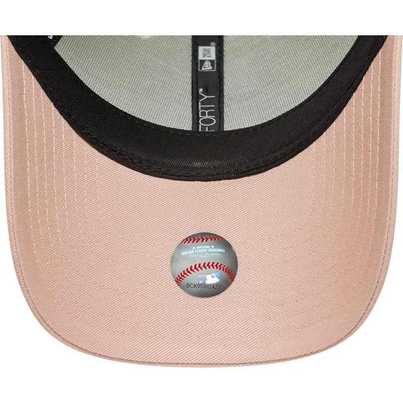 kapa-zaobljena-bez-podesiv-rosa-rosa-9forty-world-series-patch-los-angeles-dodgers-mlb-new-era
