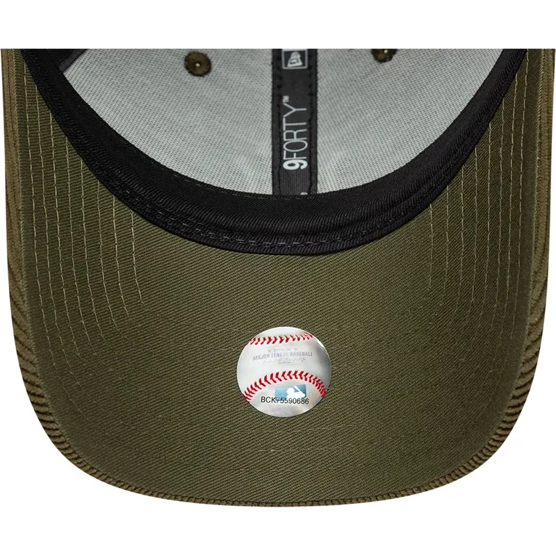 cap-zaobljena-green-adjustable-strap-9forty-soft-cord-new-york-yankees-mlb-new-era
