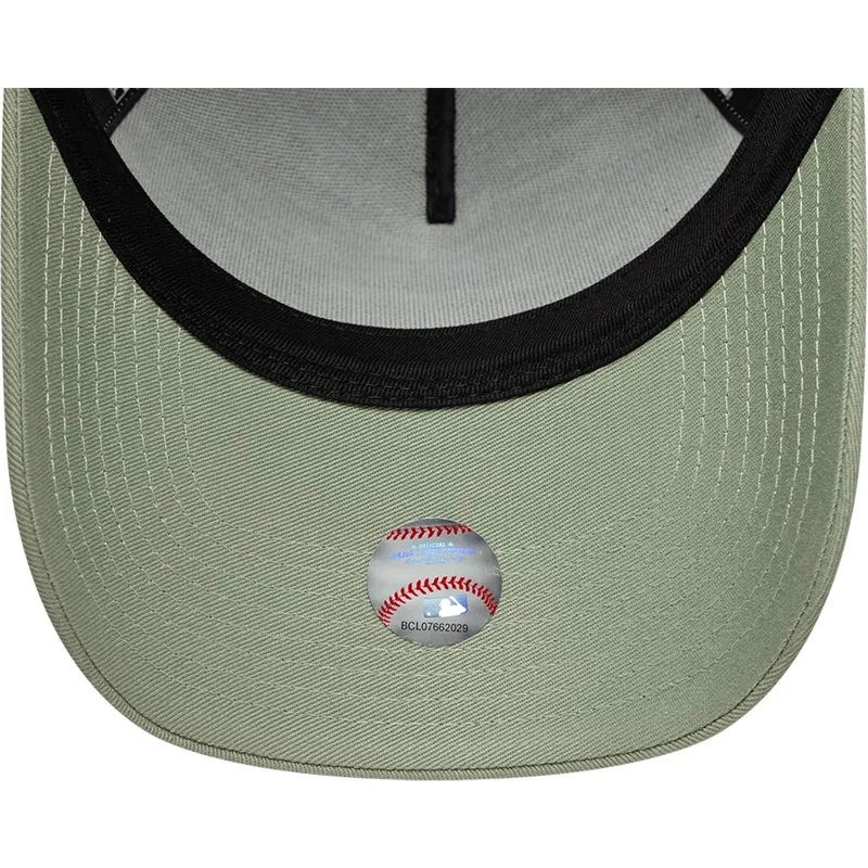 cap-zaobljena-green-snapback-e-frame-league-essential-new-york-yankees-mlb-new-era cap-zaobljena-green-snapback-e-frame-league-essential-new-york-yankees-mlb-new-era