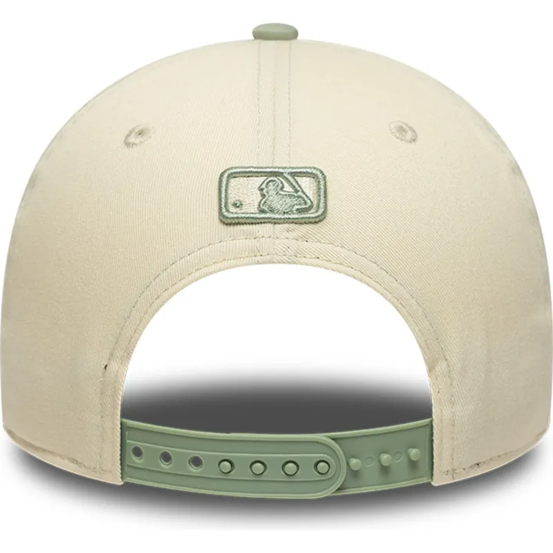 cap-zaobljena-beige-snapback-9forty-m-crown-side-script-los-angeles-dodgers-mlb-new-era