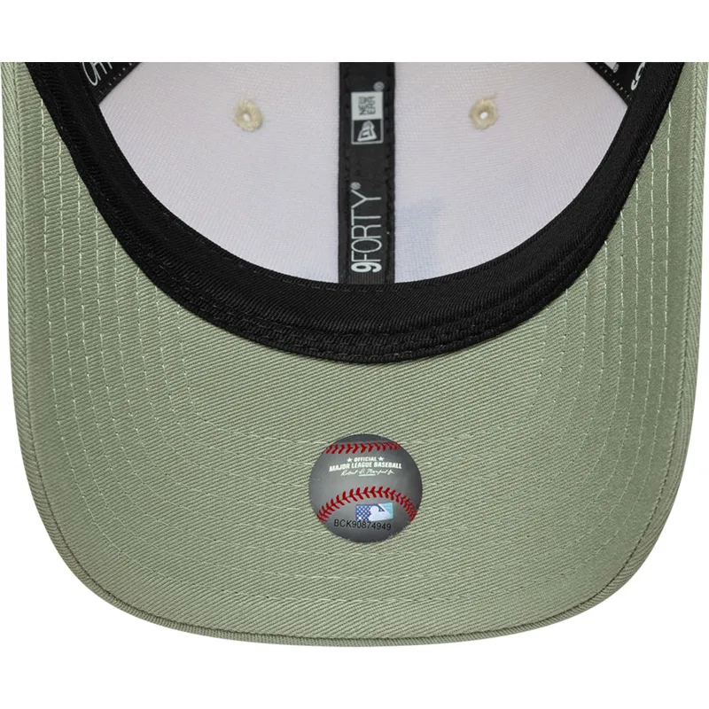 cap-zaobljena-beige-snapback-9forty-m-crown-side-script-los-angeles-dodgers-mlb-new-era