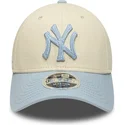 kapa-zaobljena-bez-snapback-9forty-m-crown-side-script-new-york-yankees-mlb-new-era