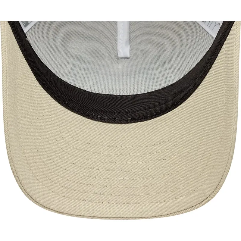kapa-zaobljena-bez-snapback-9forty-m-crown-a-frame-multi-patch-new-era