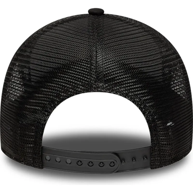 cap-zaobljena-black-snapback-9forty-m-crown-a-frame-chicago-bulls-nba-new-era