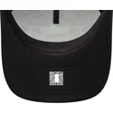 kapa-zaobljena-crna-snapback-9forty-m-crown-a-frame-chicago-bulls-nba-new-era