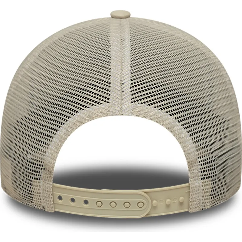 cap-zaobljena-beige-snapback-9forty-m-crown-a-frame-new-york-yankees-mlb-new-era cap-zaobljena-beige-snapback-9forty-m-crown-a-frame-new-york-yankees-mlb-new-era