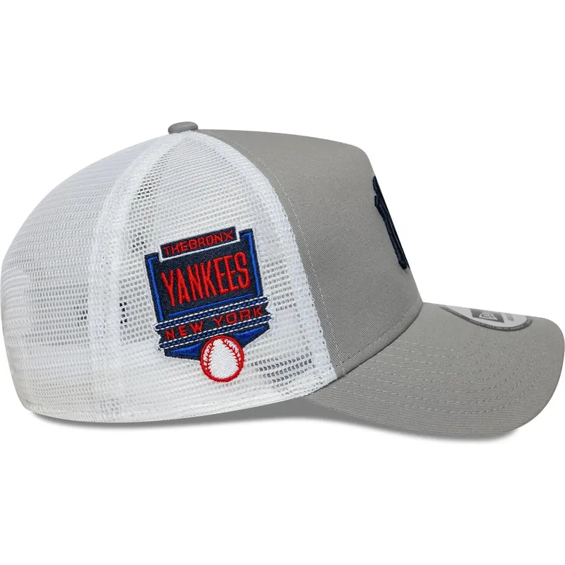 kapa-zaobljena-siva-snapback-a-frame-side-patch-new-york-yankees-mlb-new-era