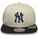 new-era-flat-brim-navy-blue-logo-9fifty-original-fit-world-series-new-york-yankees-mlb-beige-snapback-cap