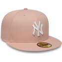 kapa-ravna-ruzicasta-prilagodena-59fifty-league-essential-new-york-yankees-mlb-new-era
