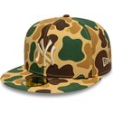 new-era-flat-brim-59fifty-camo-new-york-yankees-mlb-camouflage-fitted-cap-with-beige-logo