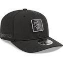 kapa-zaobljena-crna-snapback-9seventy-stretch-snap-training-pack-2026-las-vegas-raiders-nfl-new-era