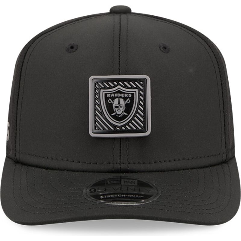 kapa-zaobljena-crna-snapback-9seventy-stretch-snap-training-pack-2026-las-vegas-raiders-nfl-new-era