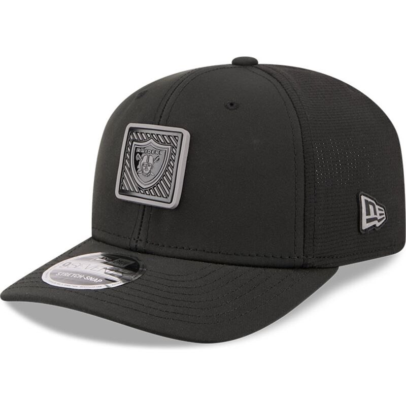 kapa-zaobljena-crna-snapback-9seventy-stretch-snap-training-pack-2026-las-vegas-raiders-nfl-new-era