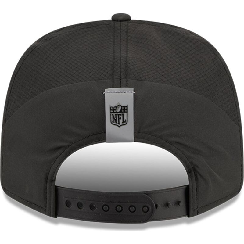 kapa-zaobljena-crna-snapback-9seventy-stretch-snap-training-pack-2026-las-vegas-raiders-nfl-new-era