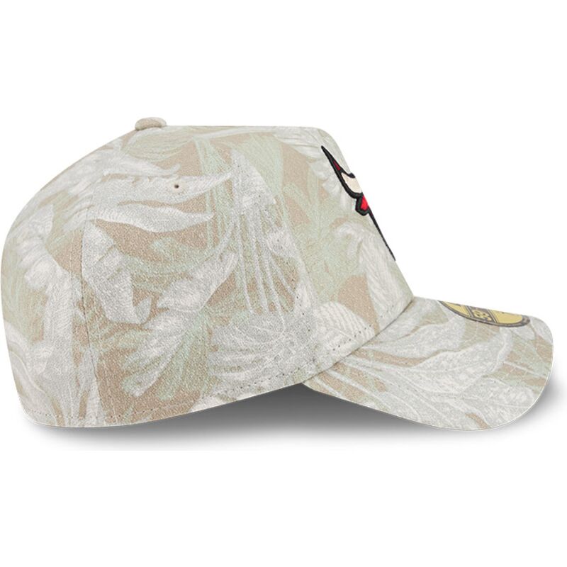 new-era-curved-brim-59forty-a-frame-leafy-palm-chicago-bulls-nba-beige-fitted-cap new-era-curved-brim-59forty-a-frame-leafy-palm-chicago-bulls-nba-beige-fitted-cap