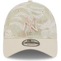 kapa-zaobljena-bez-podesiv-9twenty-leafy-palm-new-york-yankees-mlb-new-era