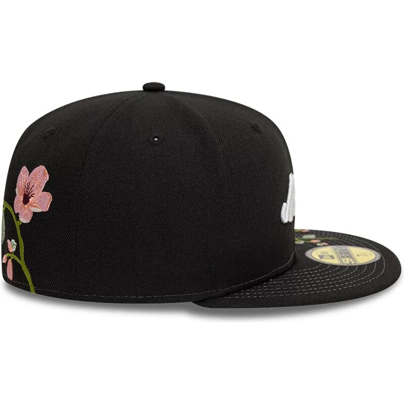 new-era-flat-brim-59fifty-floral-emb-black-fitted-cap