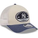 kapa-zaobljena-visebojno-snapback-9forty-m-crown-a-frame-fray-new-york-yankees-mlb-new-era