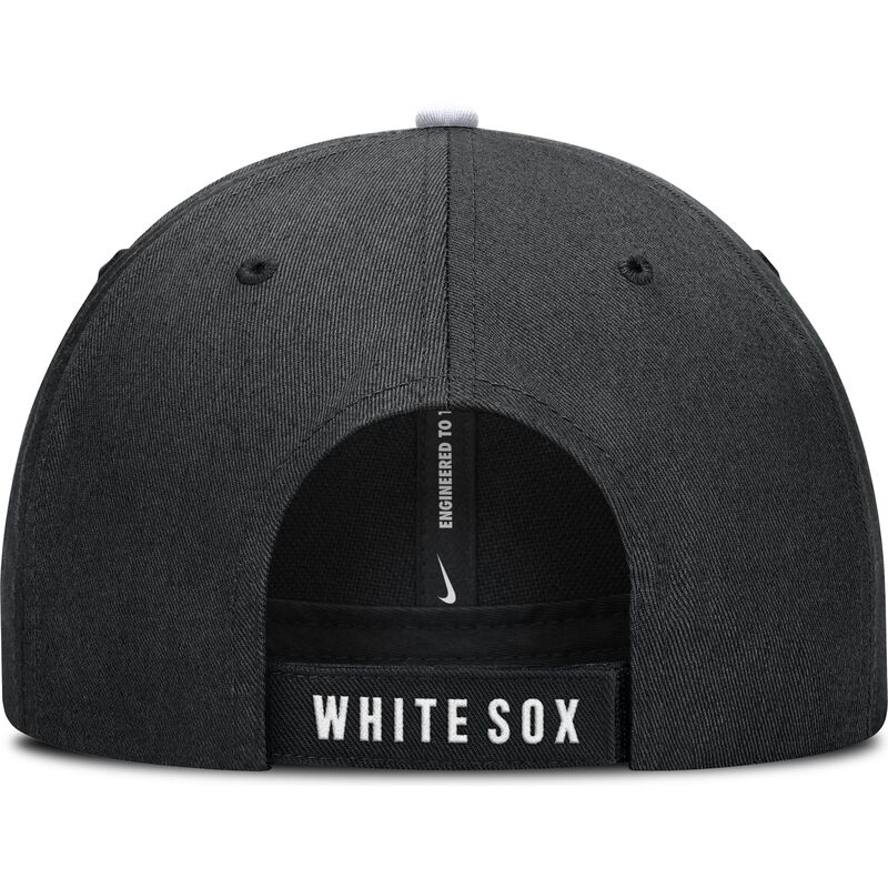 cap-zaobljena-black-adjustable-strap-za-djecu-dri-fit-club-structured-chicago-white-sox-mlb-nike cap-zaobljena-black-adjustable-strap-za-djecu-dri-fit-club-structured-chicago-white-sox-mlb-nike