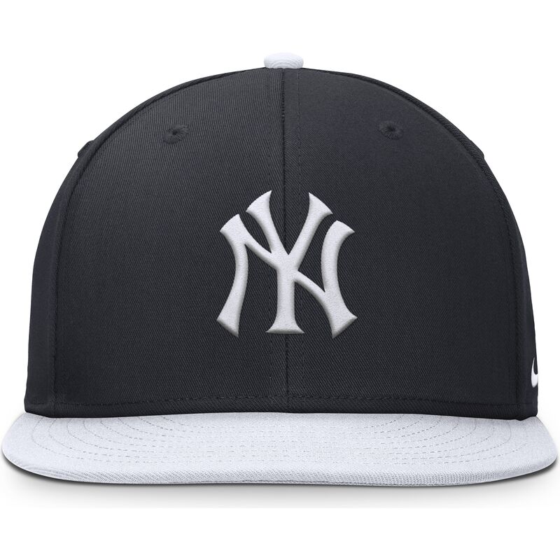 kapa-ravna-mornarsko-plava-snapback-za-djecu-dri-fit-pro-structured-square-bill-new-york-yankees-mlb-nike