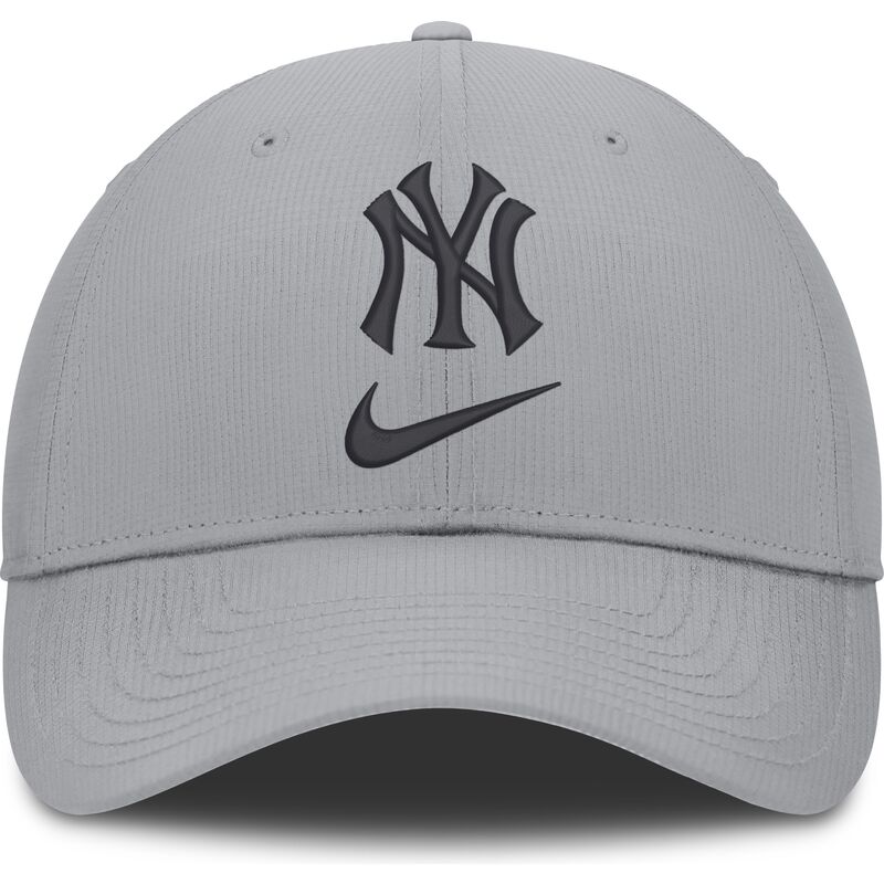 kapa-zaobljena-siva-podesiv-primetime-club-structured-uv-poly-ripstop-new-york-yankees-mlb-nike kapa-zaobljena-siva-podesiv-primetime-club-structured-uv-poly-ripstop-new-york-yankees-mlb-nike